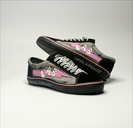 Revenge Woman Life a Beach Black Pink Low Top