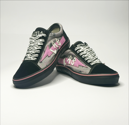 Revenge Woman Life a Beach Black Pink Low Top